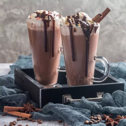 طرز تهیه میلک شیک بستنی
